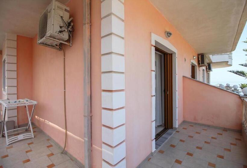 پانسیون Apartments Romario