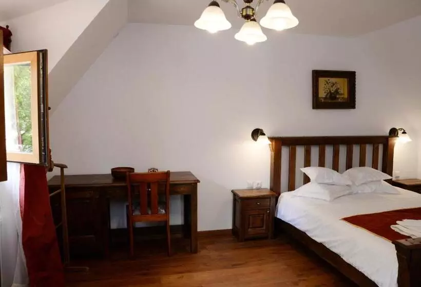 Majatalo Carolina House