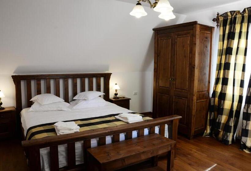 بنسيون Carolina House