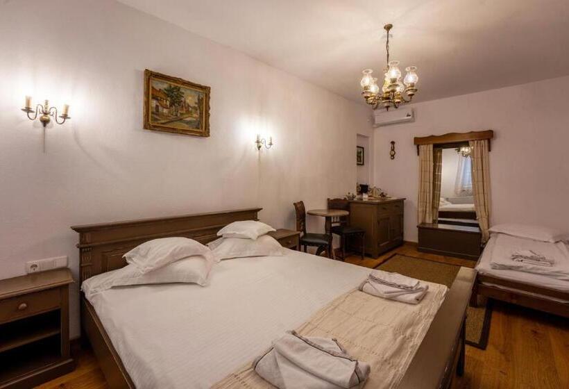 بنسيون Carolina House