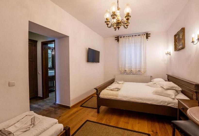 بنسيون Carolina House