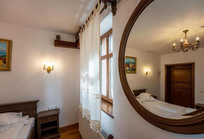 بنسيون Carolina House