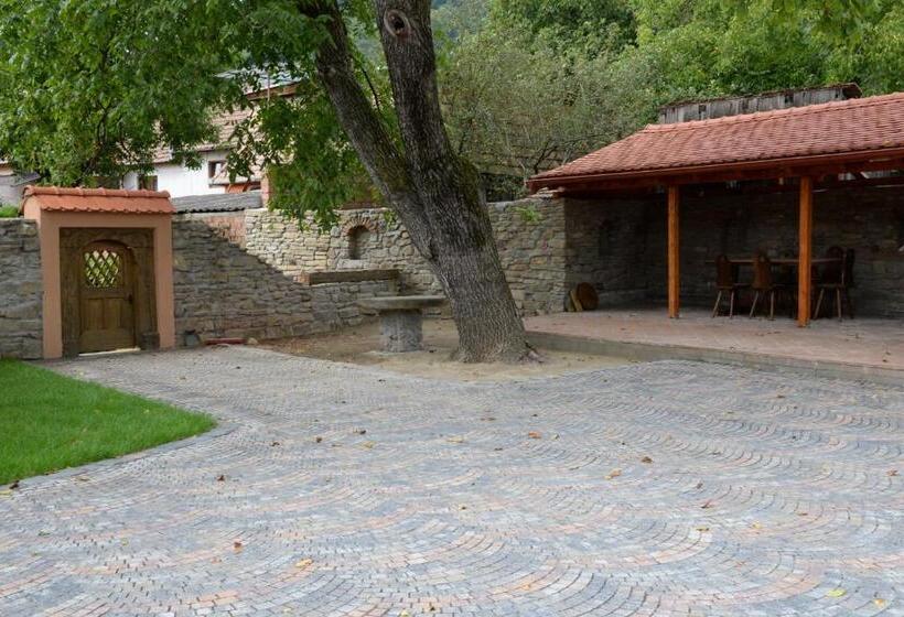 بنسيون Carolina House