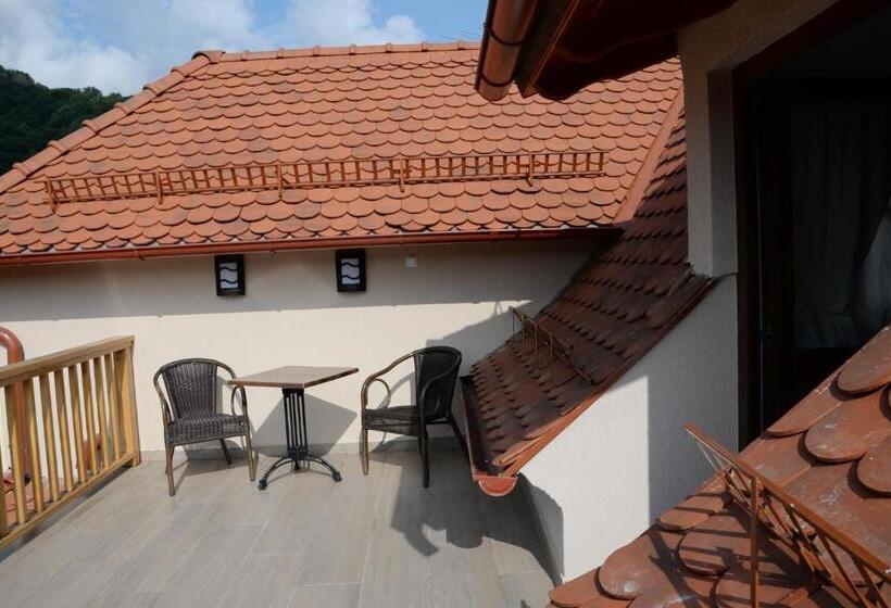 بنسيون Carolina House