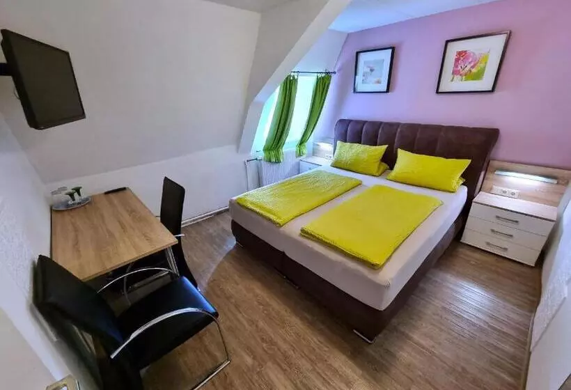 Majatalo Gasthof Goldener Stern