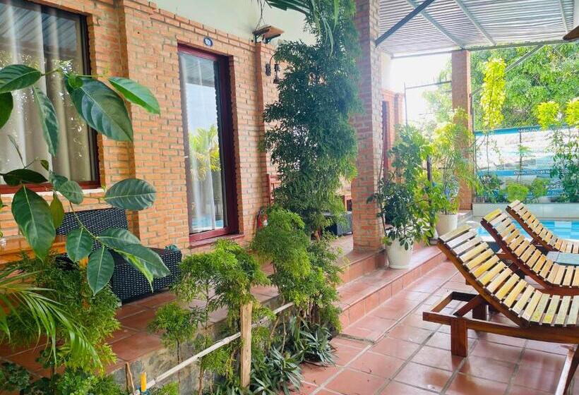 پانسیون Mui Ne Garden Hotel And Kite School