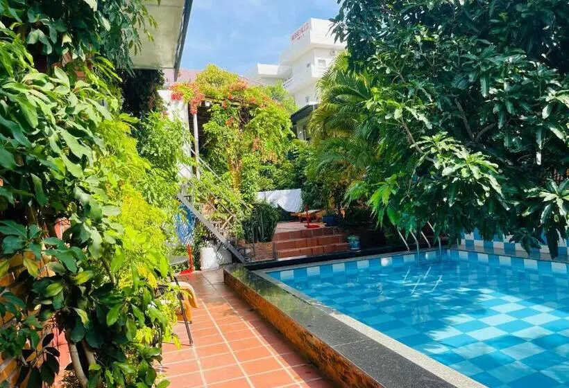 پانسیون Mui Ne Garden Hotel And Kite School