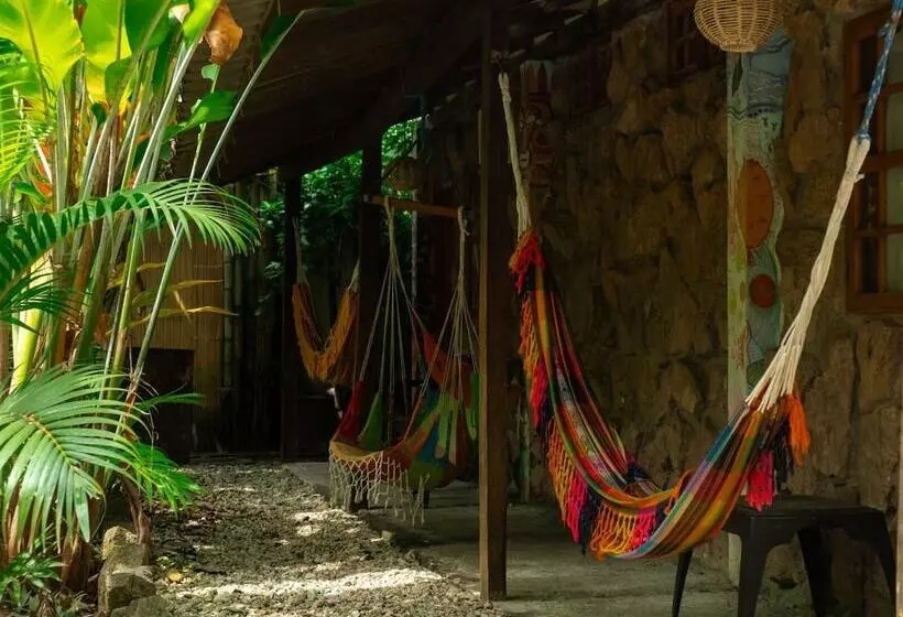 Majatalo Paradise Project Hostal