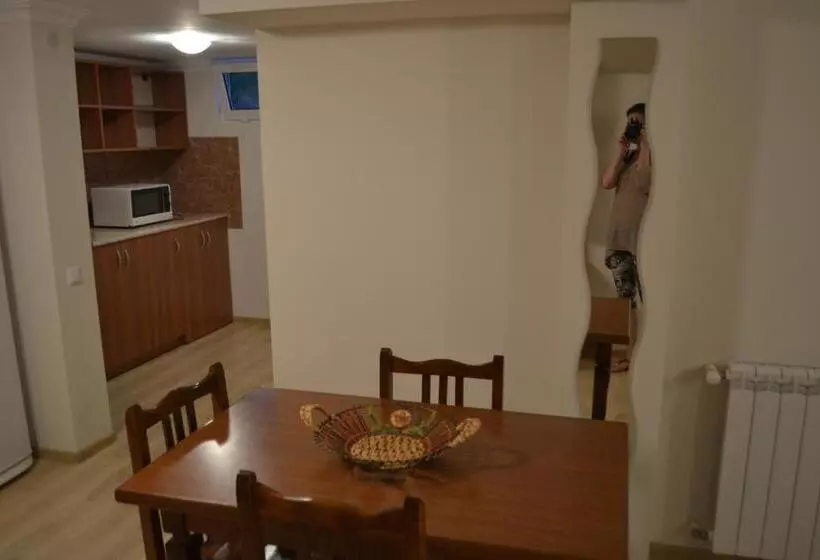 پانسیون Tskaltubo Guest House On Mirian Mepe