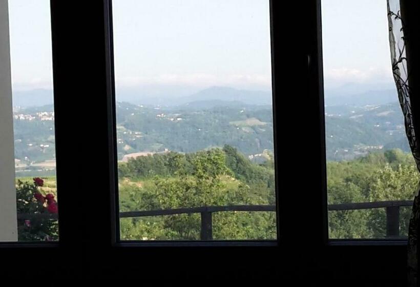 בית מלון כפרי Agriturismo Cascina Aurora