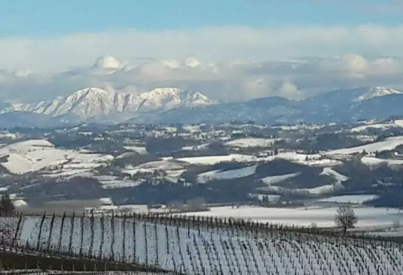 هتل Agriturismo Cascina Aurora