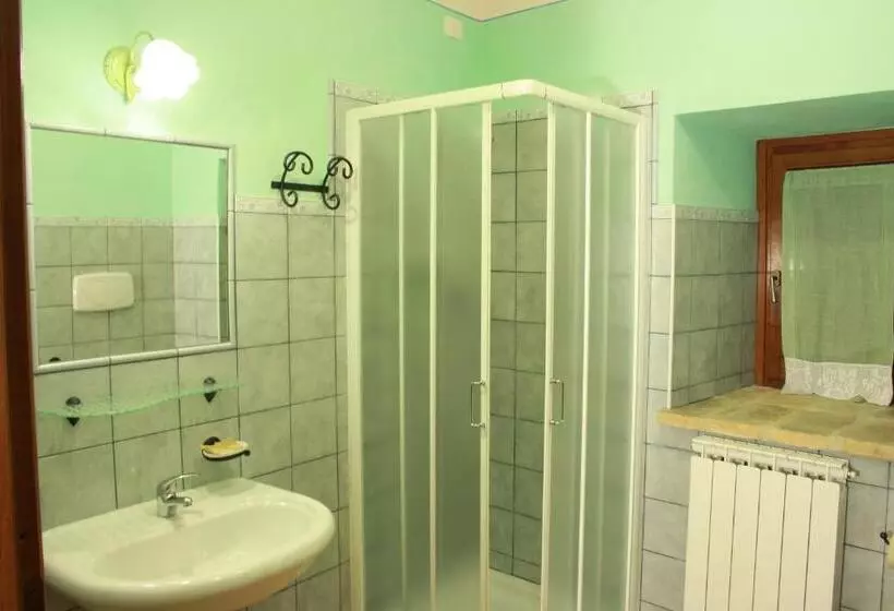 هتل Agriturismo Il Girasole