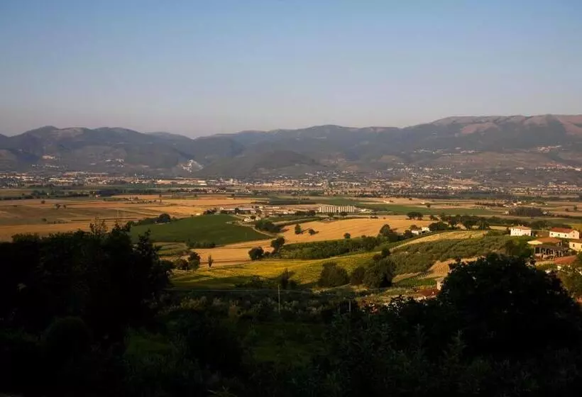 هتل Agriturismo Il Girasole