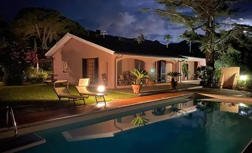 پانسیون Casa Le Agavi