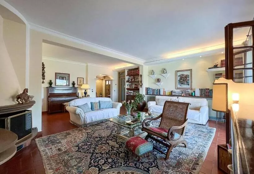 پانسیون Casa Le Agavi