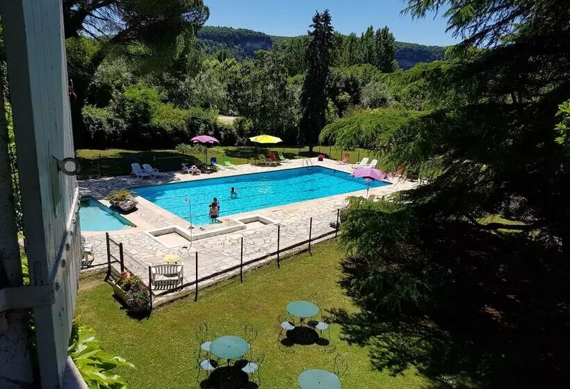 Majatalo Chambres D'hôtes Le Menestrel