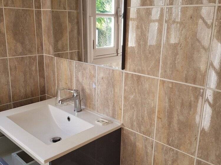 پانسیون Chambres D'hôtes Le Menestrel