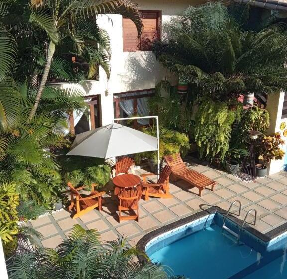 ペンション Pousada Vila Morena