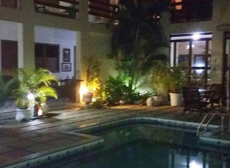 ペンション Pousada Vila Morena