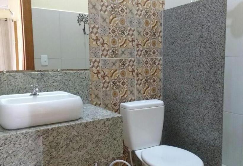 ペンション Pousada Vila Morena