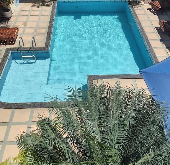 ペンション Pousada Vila Morena