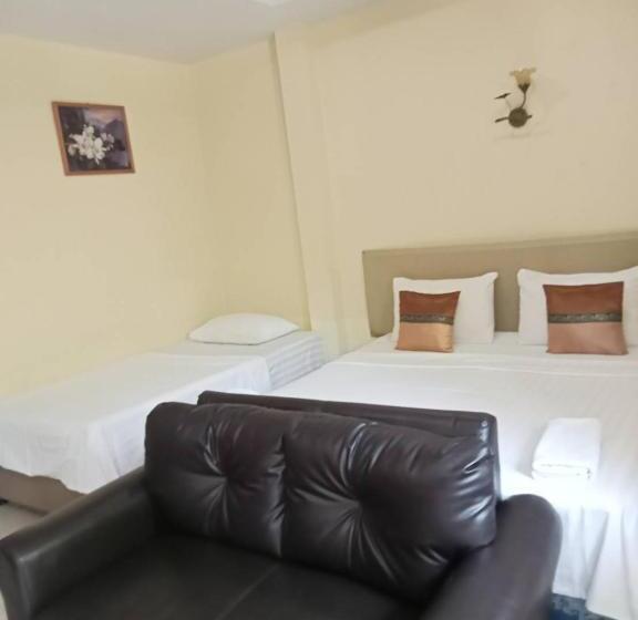 פנסיון Wattana Bungalow