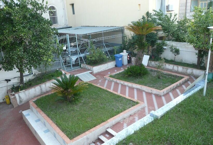 تختخواب و صبحانه Garden House Ercolano
