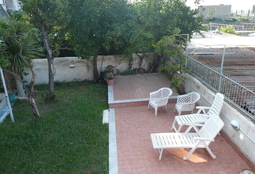 تختخواب و صبحانه Garden House Ercolano