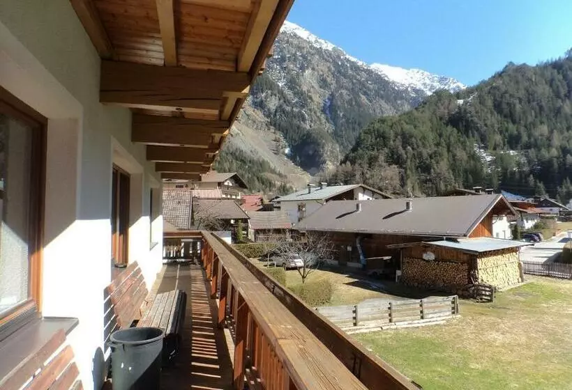 Bed and Breakfast Haus Thomas By Châtel Reizen