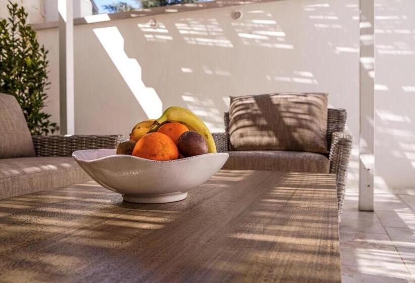 تختخواب و صبحانه Trullo Essenza Trulli Antì Charme & Relax