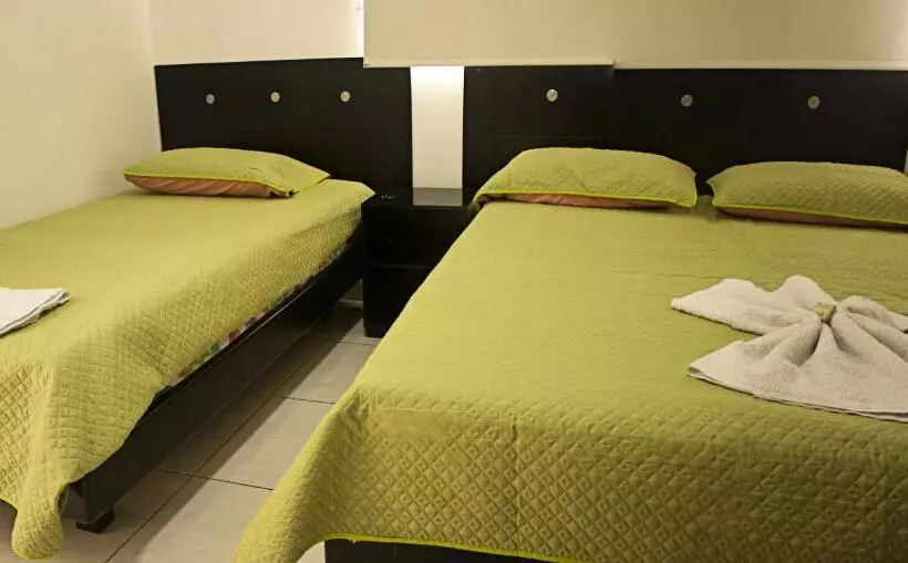 ホテル Centro Real