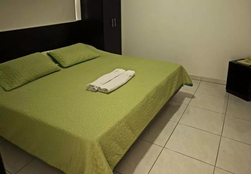 ホテル Centro Real