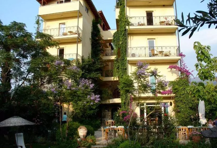 ホテル Emel Pension