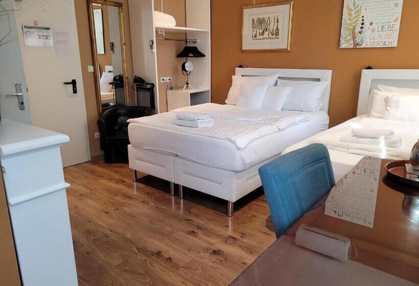 Отель Franken An Der Messe