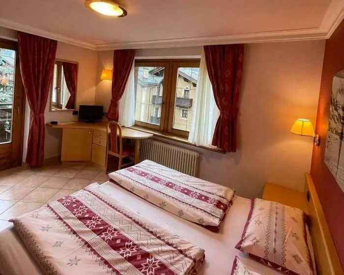 Hotelli Garni Rin Da Rin