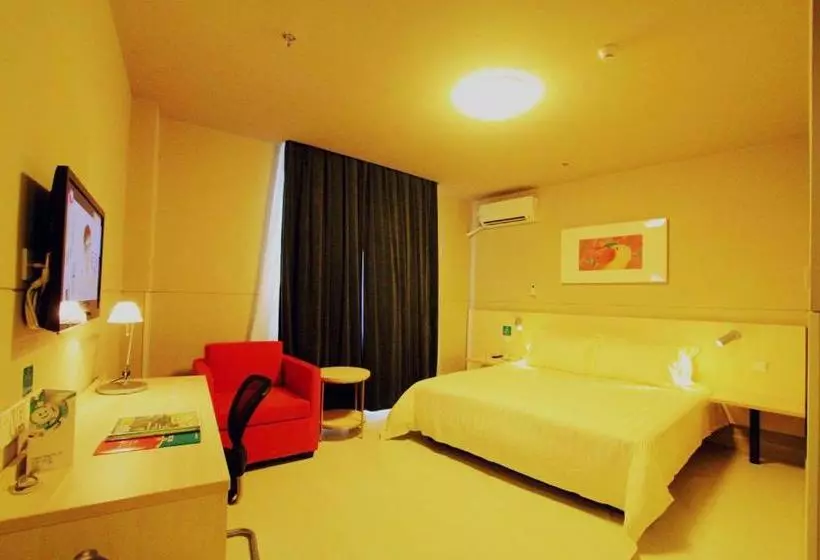 هتل Jinjiang Inn Linyi Jinqueshan Road