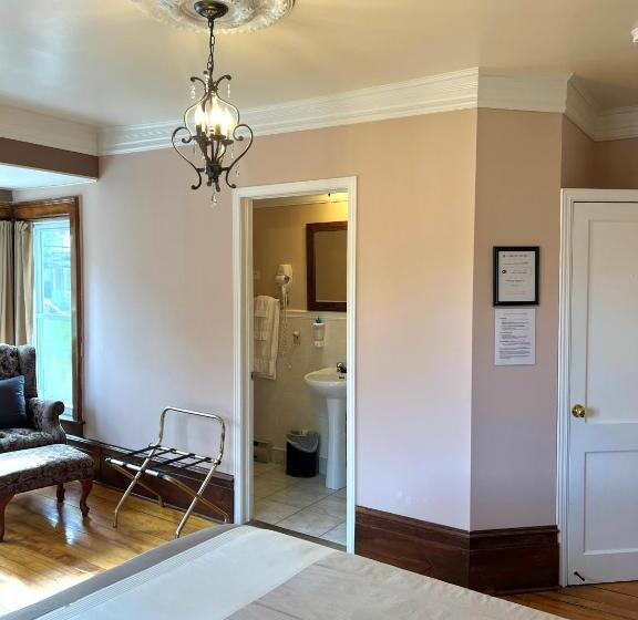 فندق Le Chateau Du Lac