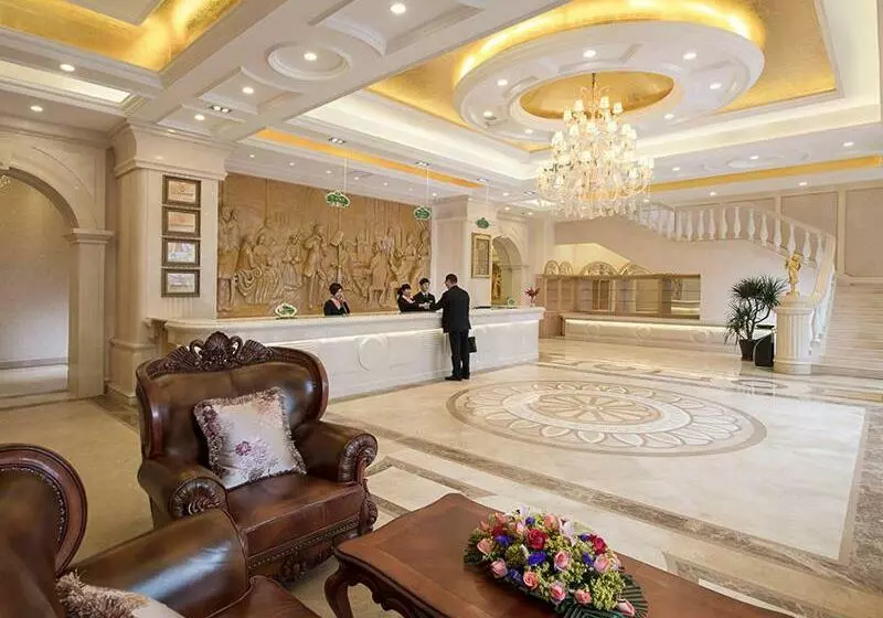 Vienna Hotel Foshan Huangqi