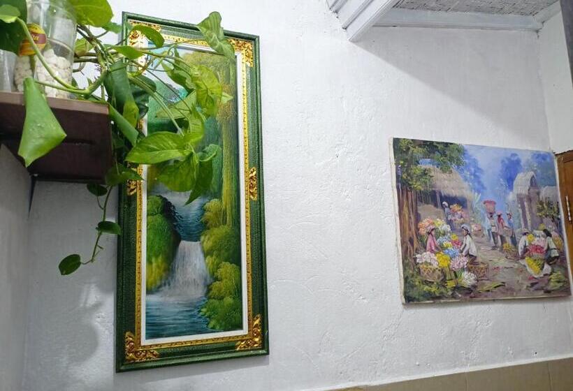 ベッドアンドブレックファースト Amartya Puri Green Cottages