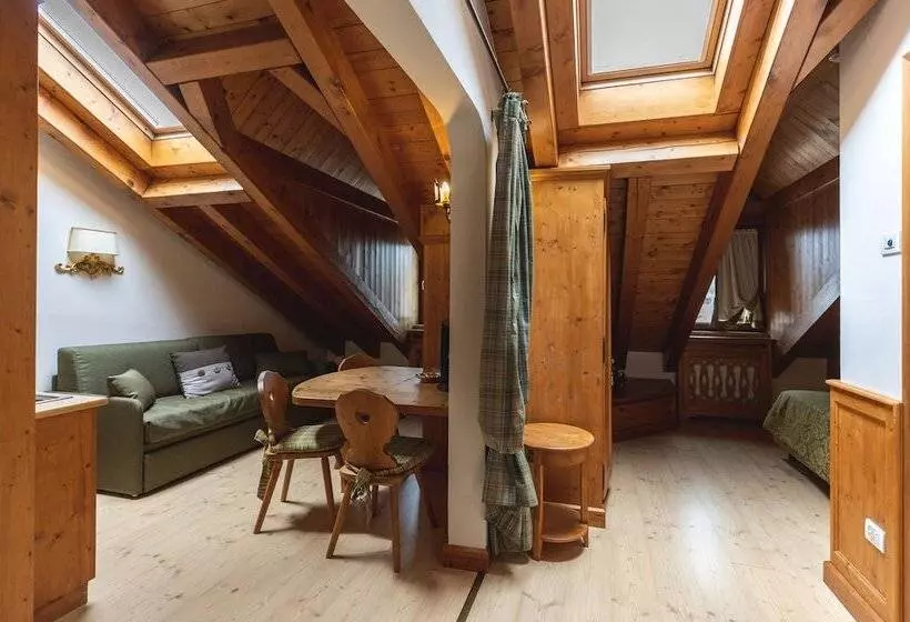 Hotelli Europa Residence