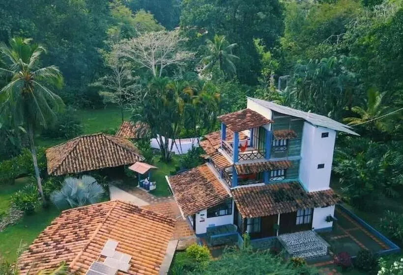 ホテル Los Robles Capurgana