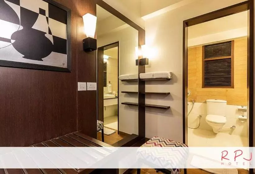 Rpj Hotel Rajkot