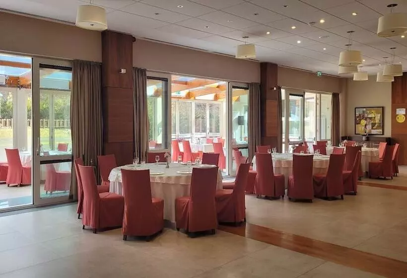 هتل Tts Spa&wellness Covasna