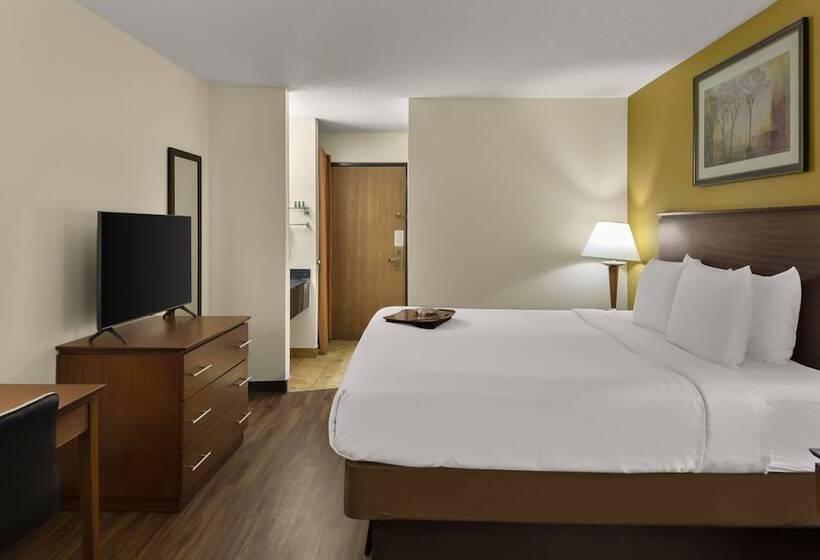 Отель Best Western Lakewood Inn