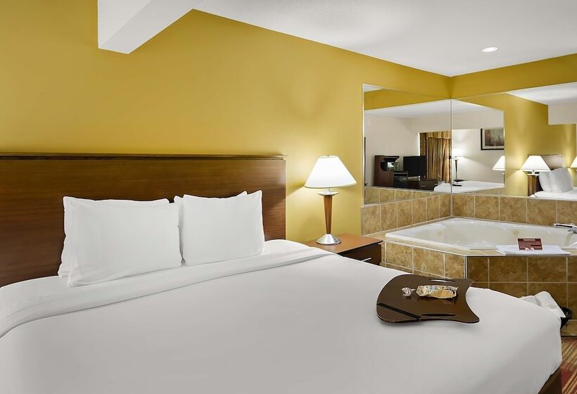 Отель Best Western Lakewood Inn