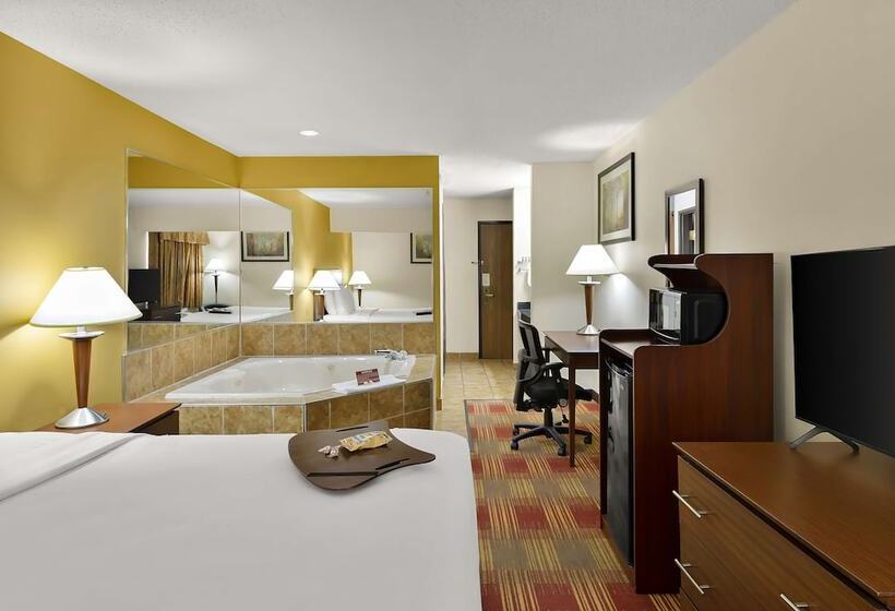 Отель Best Western Lakewood Inn