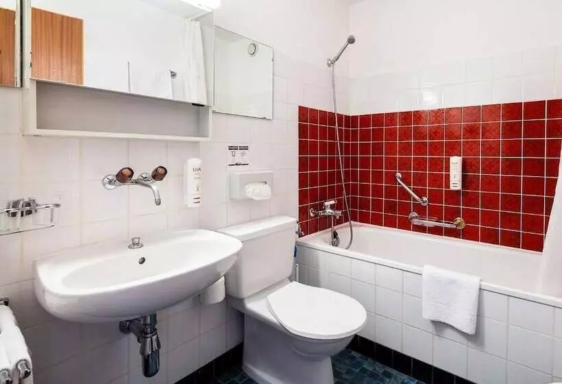 ホテル Danilo Savognin