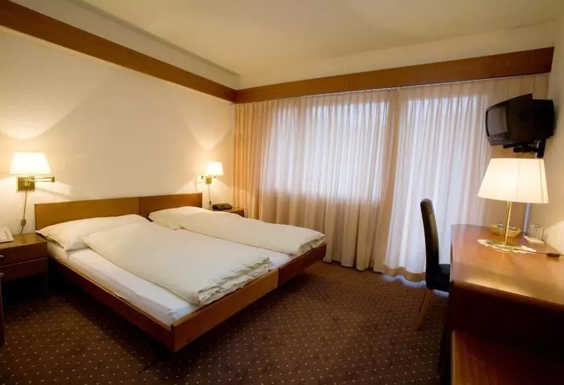 ホテル Danilo Savognin