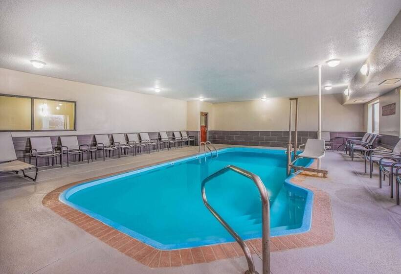 בית מלון כפרי La Quinta Inn & Suites By Wyndham Fairborn Wright Patterson