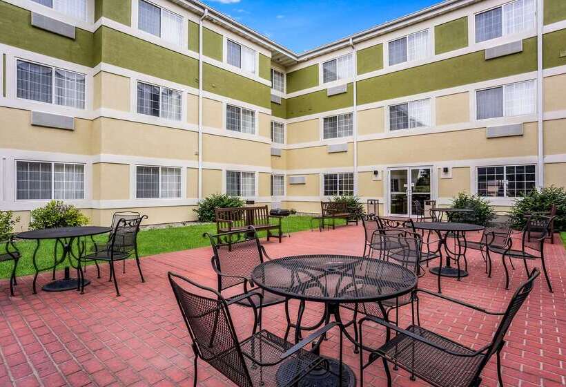 Hotel Mainstay Suites Cedar Rapids North  Marion